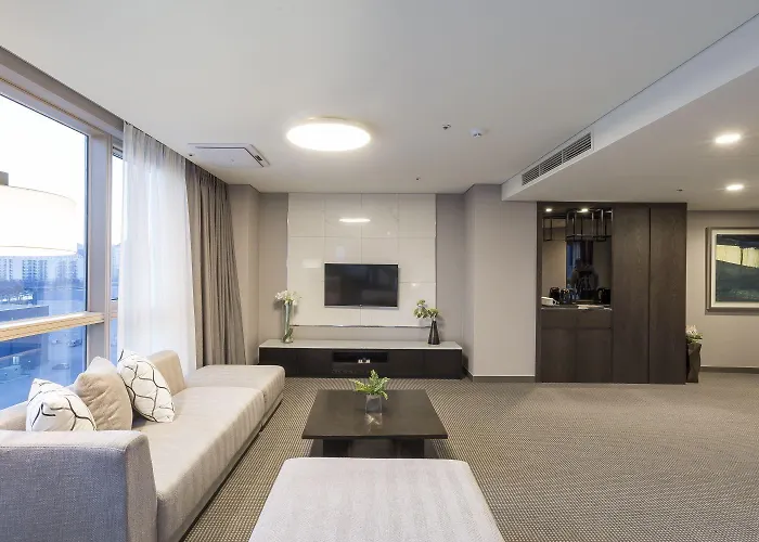 Centum Primus 4*