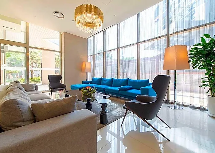 Centum Primus Hotel 4*